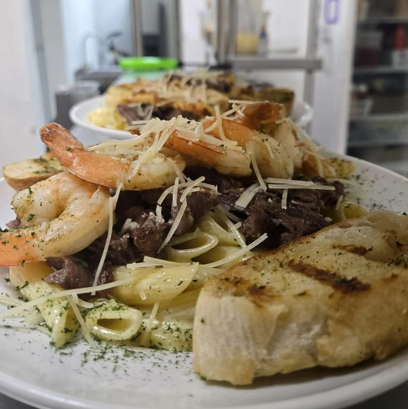 Crea tu pasta — el plato terminado De La Kasa